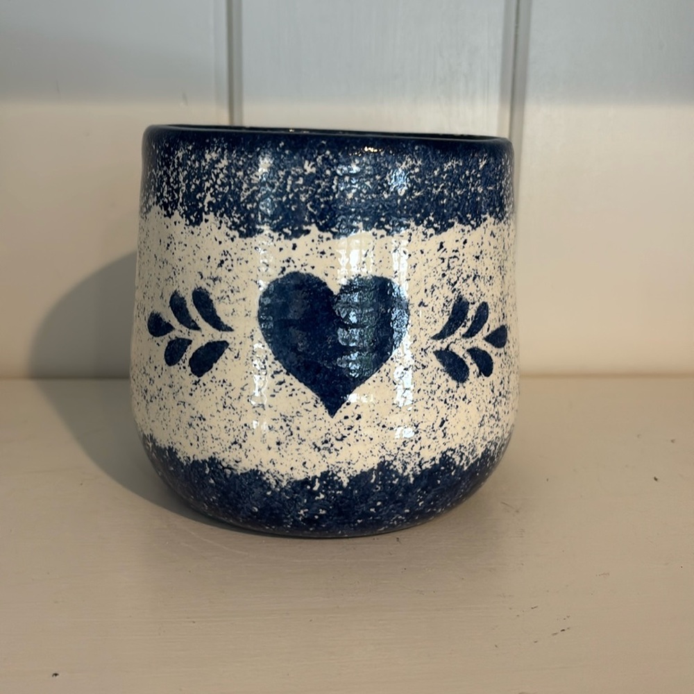Pottery small vase